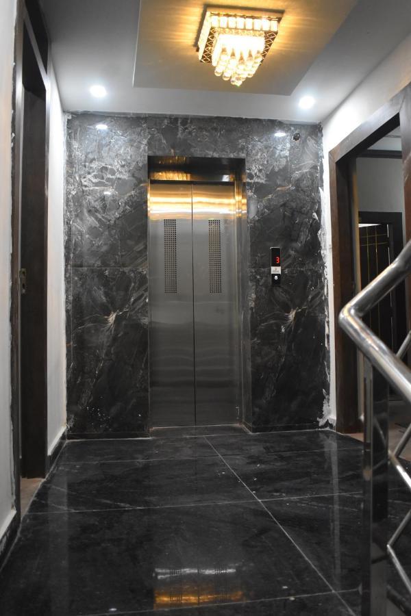 Hotel Lilac Doors Patna  Zewnętrze zdjęcie