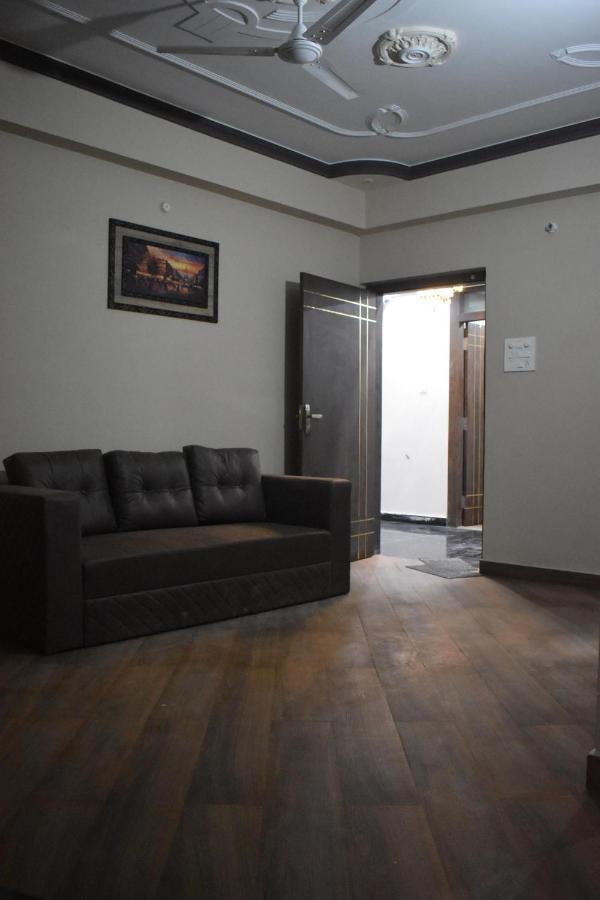 Hotel Lilac Doors Patna  Zewnętrze zdjęcie